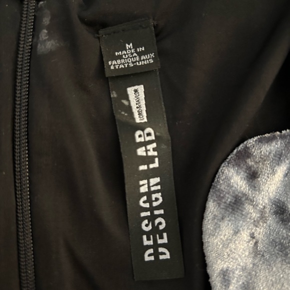 Design Lab Lord and Taylor crushed velvet dress - Picture 7 of 8